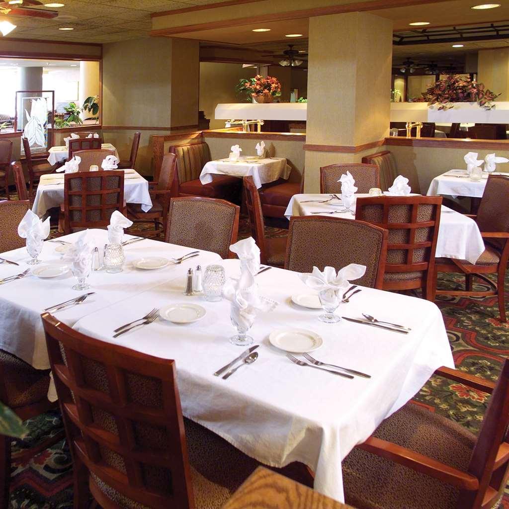 Radisson Hotel ביסמרק מראה חיצוני תמונה