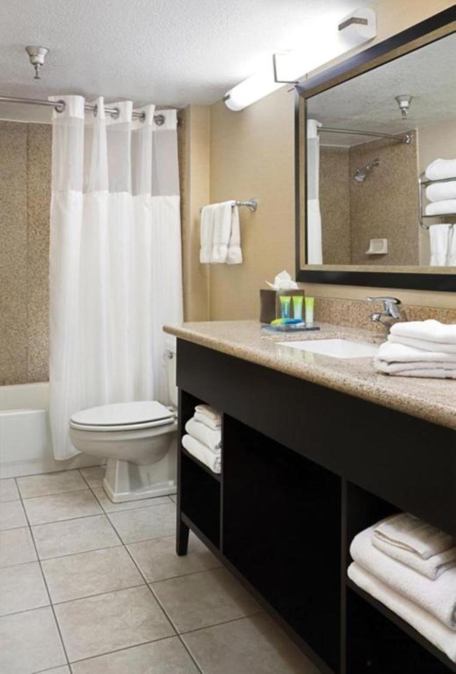 Radisson Hotel ביסמרק מראה חיצוני תמונה